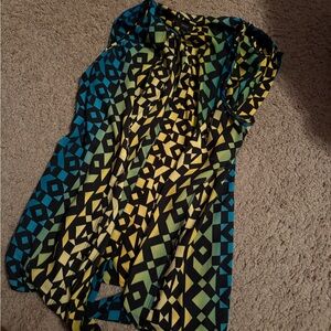 Geometric Patterned Top in Blue, Green, and Yellow